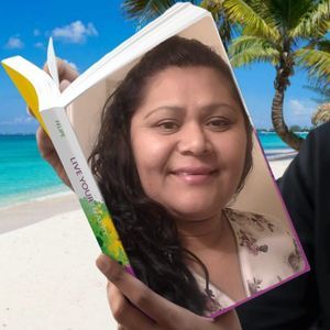 Meet your Posher, Noemi